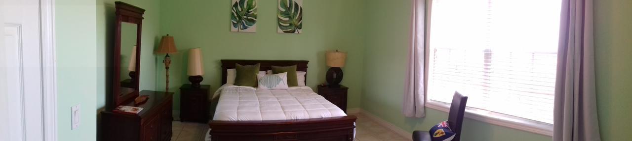 Queen Angel Resort Apartment Providenciales Exterior photo